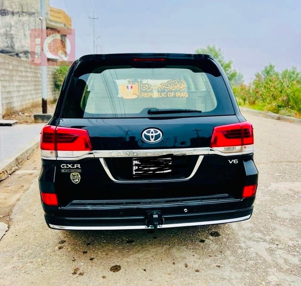 تويوتا لاندكروزر